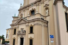 image026